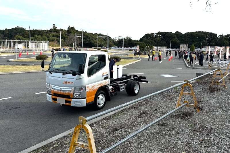 改造キャンター走行試験